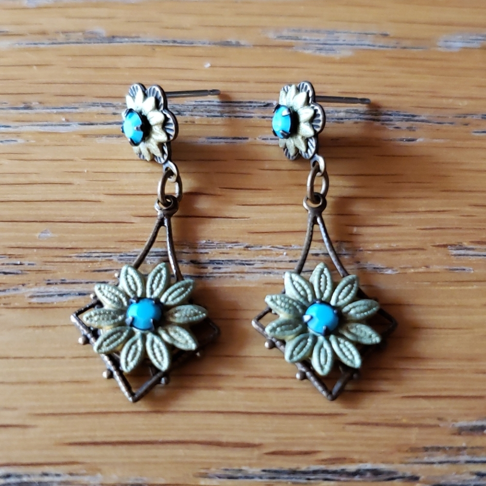 Daisy 🌻 Sunflower Turquoise and Brass Earrings